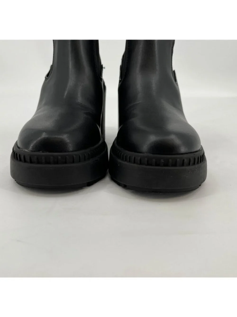 Calvin Klein Fayth 2 Ankle Boots Black Size 6M Faux Leather Buckle Lug Sole